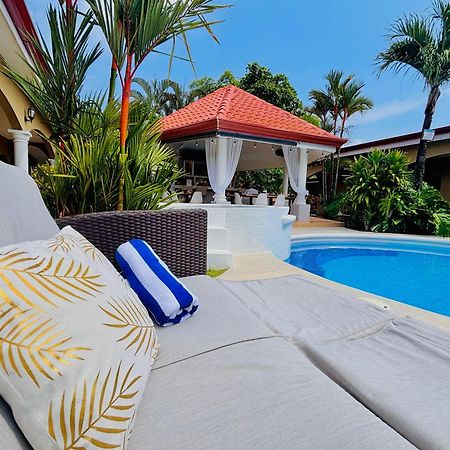 יקו Las Brisas Resort And Villas מראה חיצוני תמונה