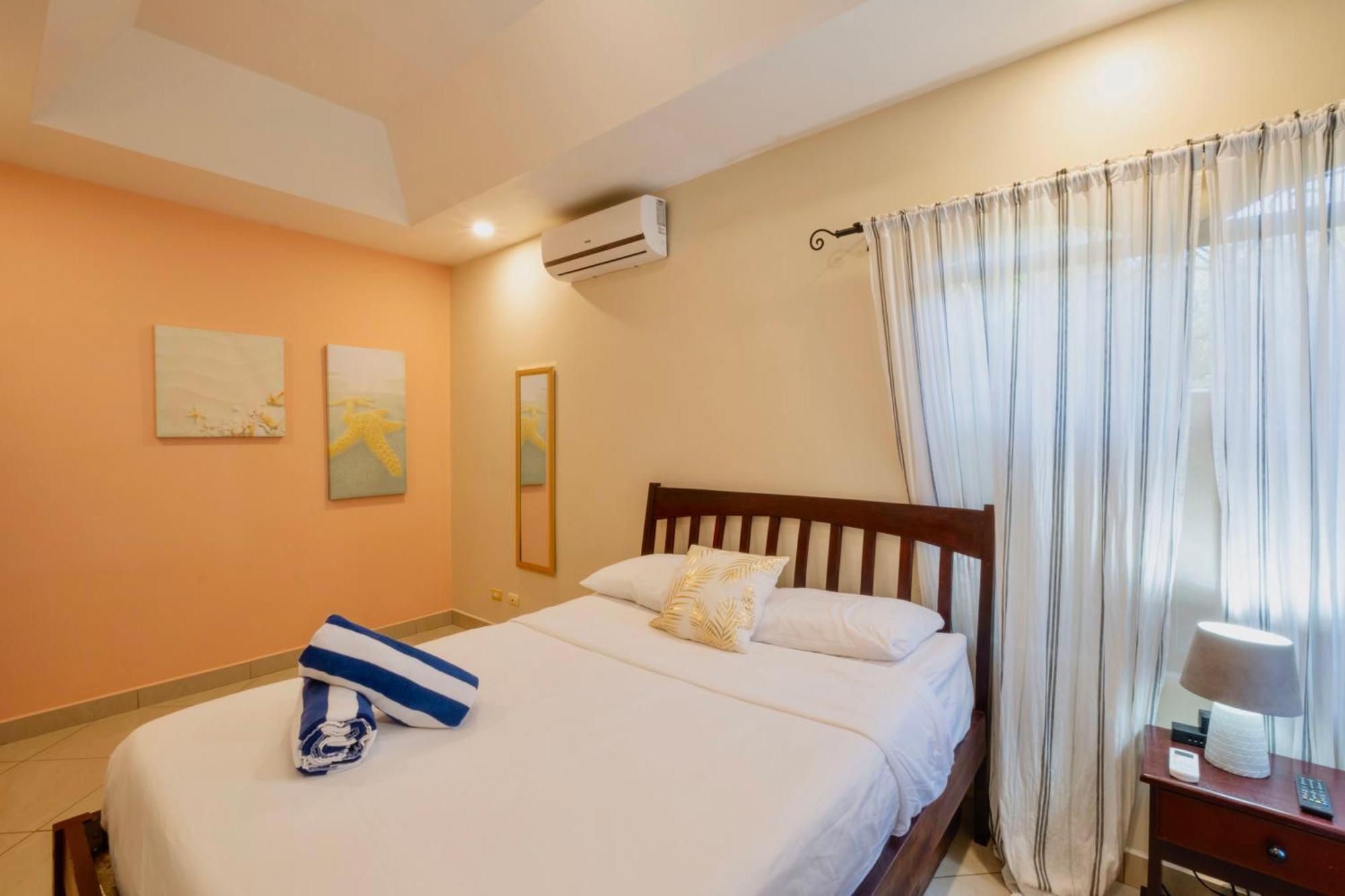 יקו Las Brisas Resort And Villas חדר תמונה