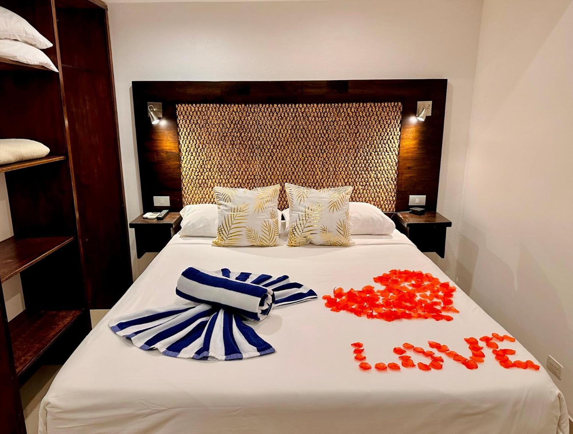 יקו Las Brisas Resort And Villas חדר תמונה