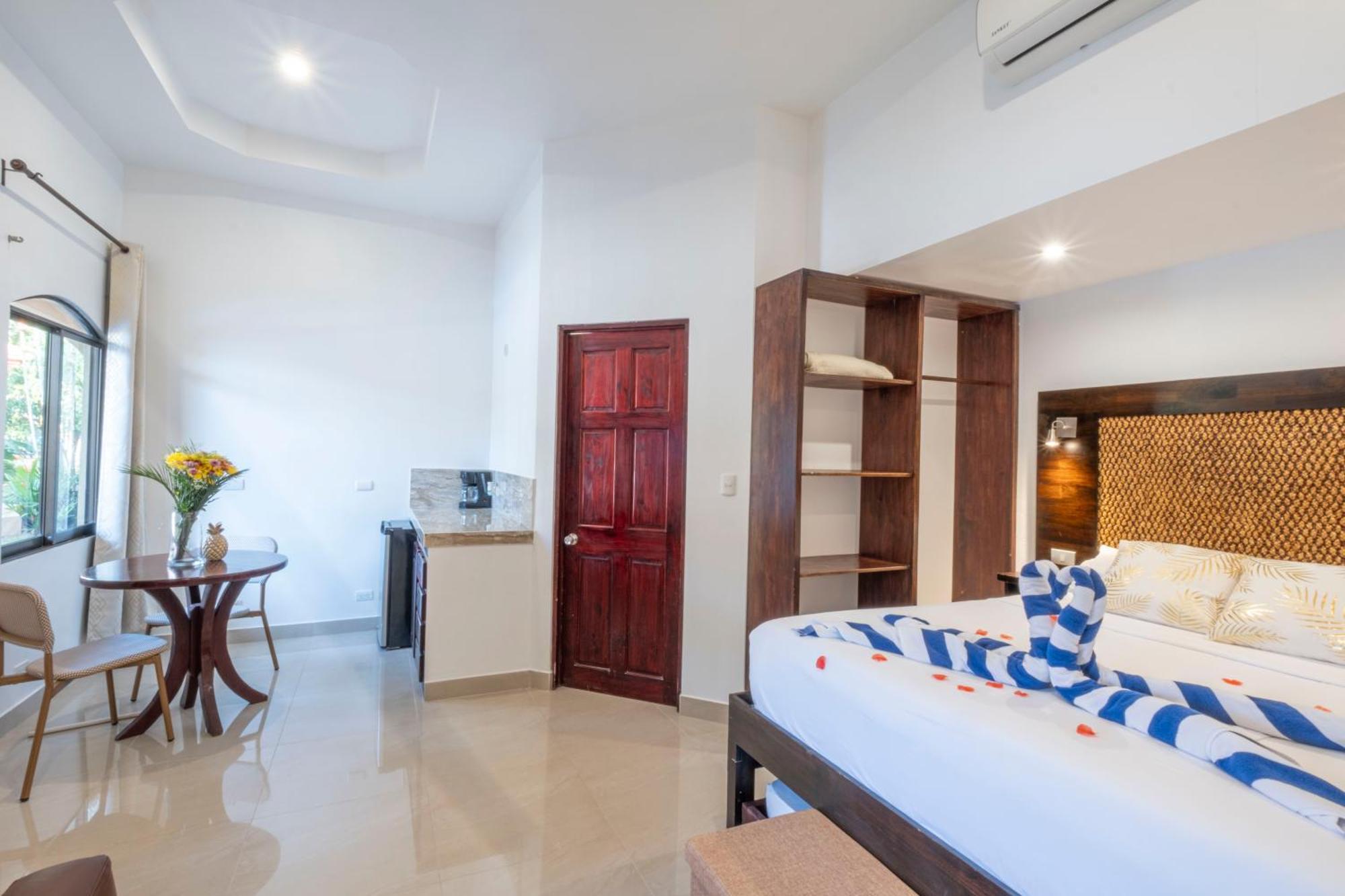 יקו Las Brisas Resort And Villas חדר תמונה